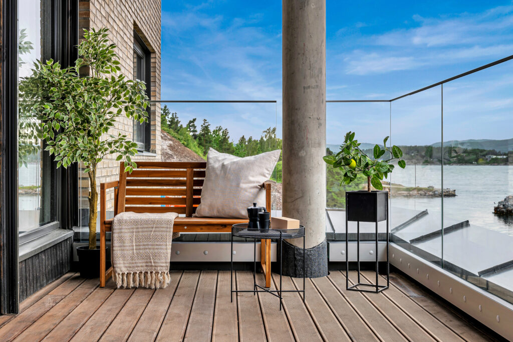 Ingen innsyn fra nabobalkonger